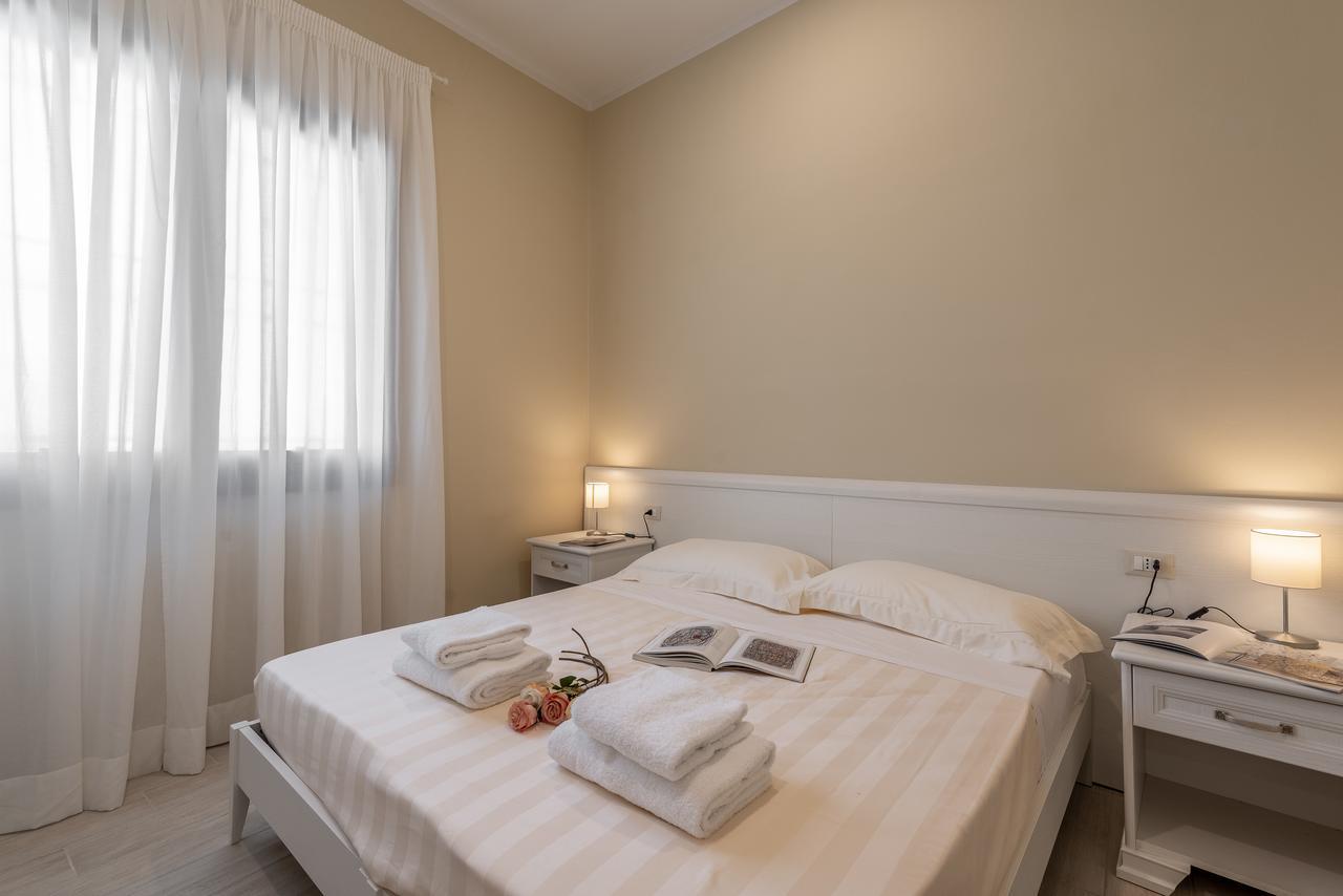 Residence Carra Firenze Bagian luar foto