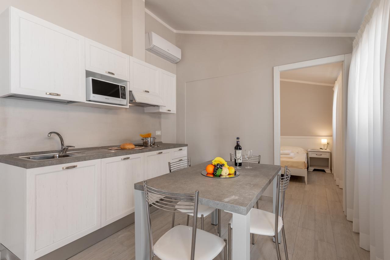 Residence Carra Firenze Bagian luar foto