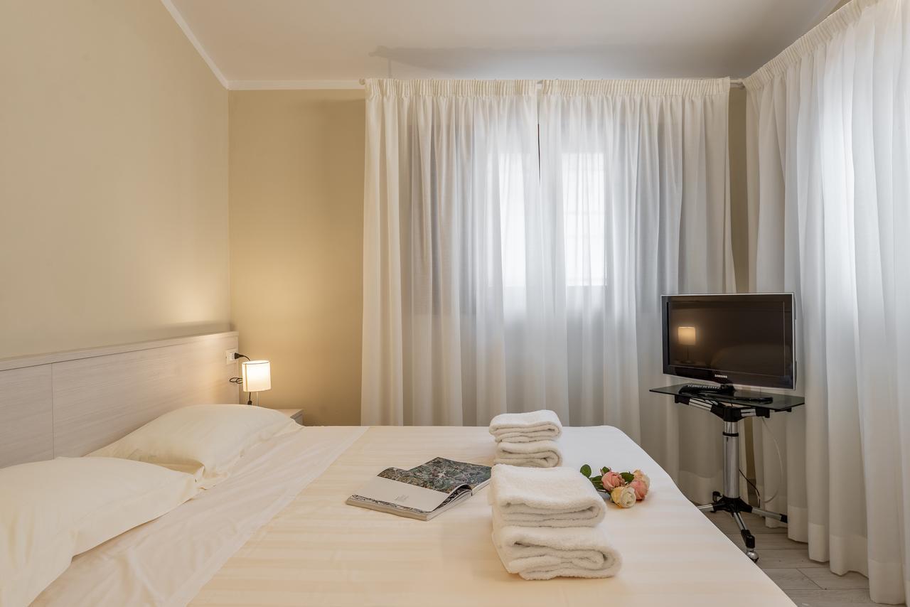 Residence Carra Firenze Bagian luar foto