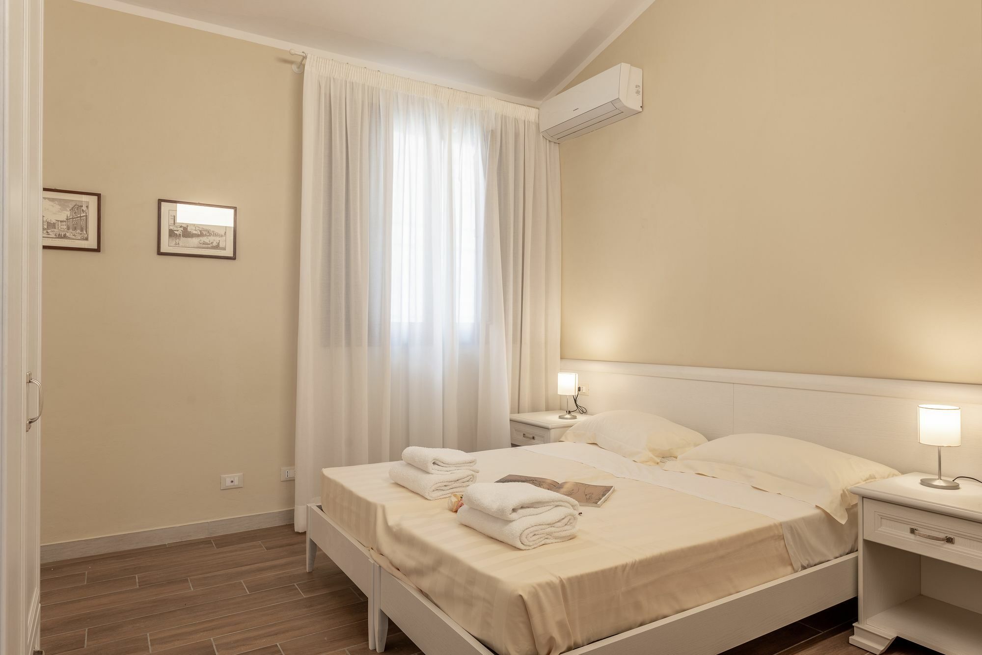 Residence Carra Firenze Bagian luar foto